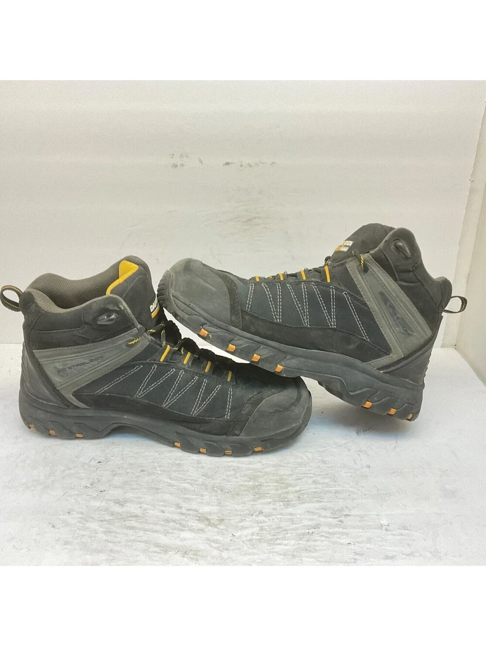 DAKOTA Men's Mid-Cut Quad Comfort Steel Toe CP Work Safety Boot Black Size 10W/L
